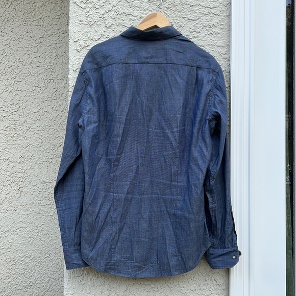 Vince Men's Chambray Stripe Button up Casual Shirt Size L - Picture 6 of 9